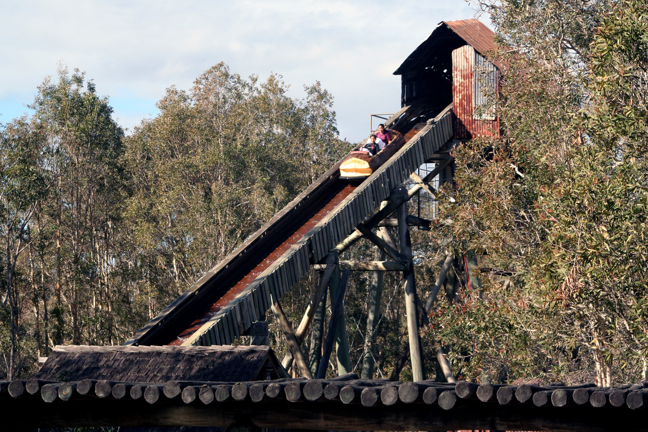 Dreamworld's Log Ride reopens | Parkz - Theme Parks