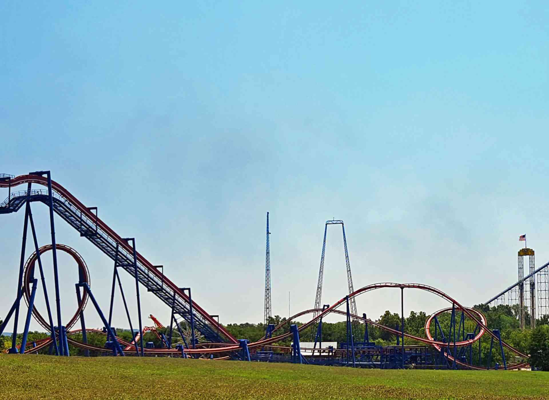 Patriot Roller Coaster at Worlds Of Fun Parkz Theme Parks