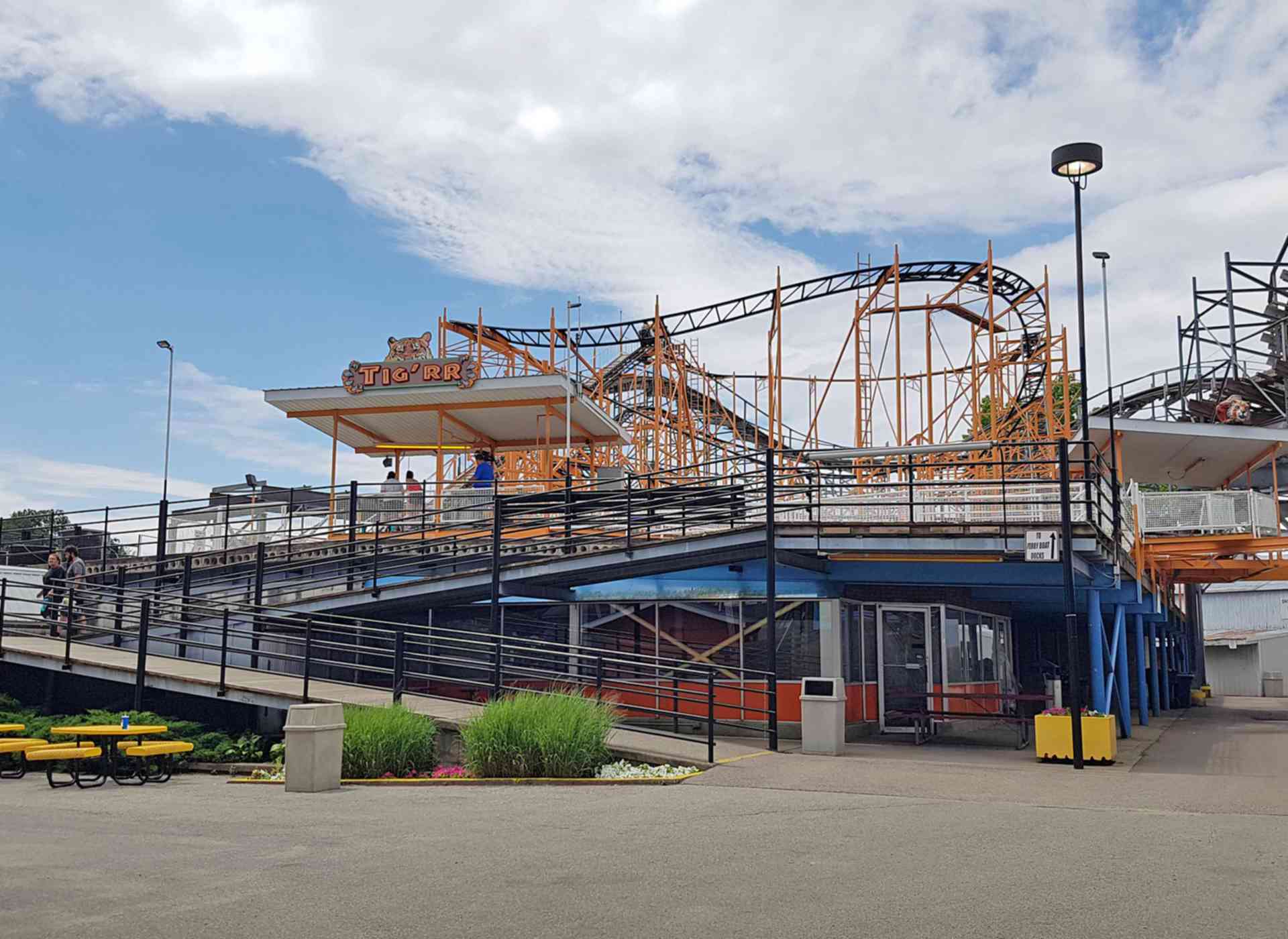 Tig rr Coaster Roller Coaster at Indiana Beach Parkz Theme Parks