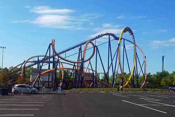 Dominator | Roller Coaster at Kings Dominion | Parkz - Theme Parks