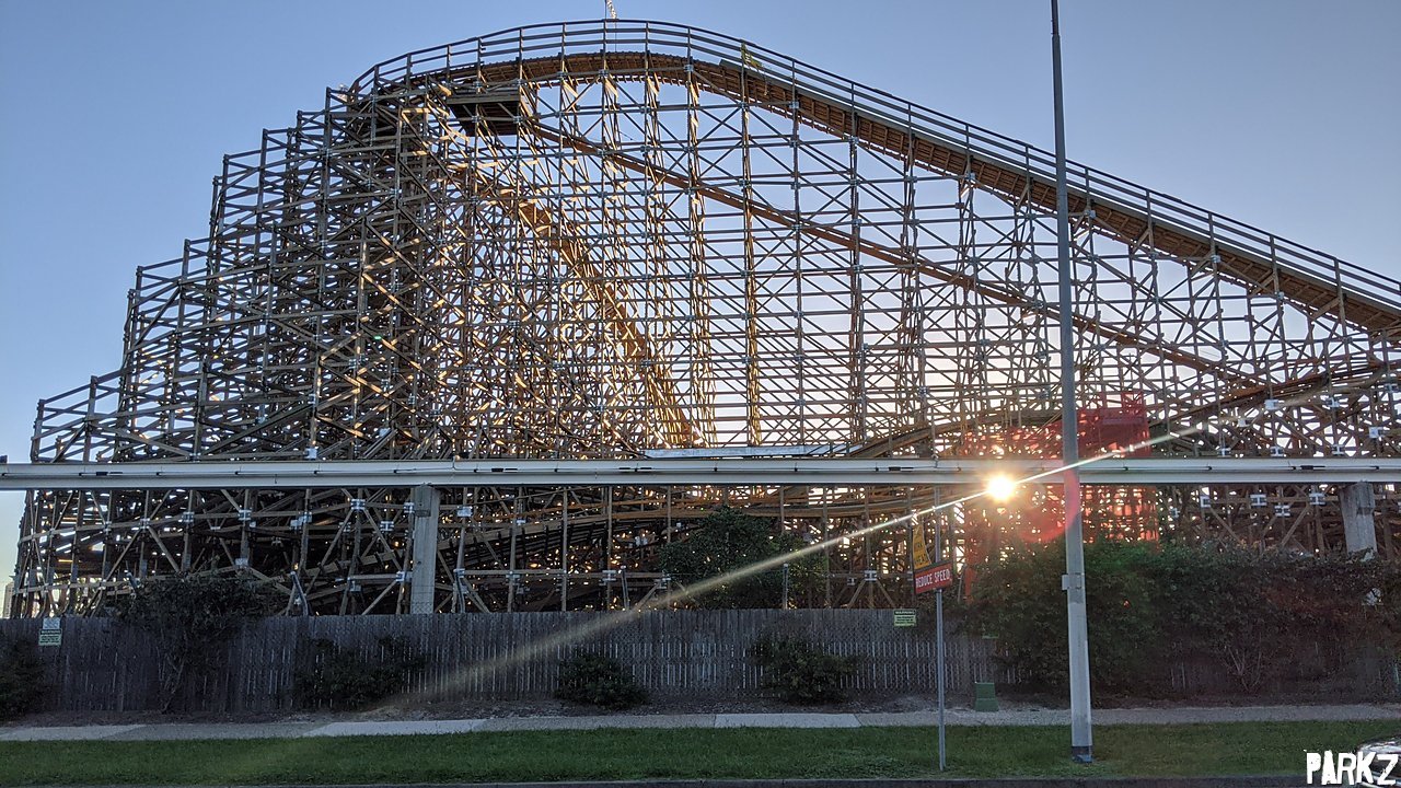 The Parkz Update: Leviathan wooden roller coaster nears completion at Sea  World